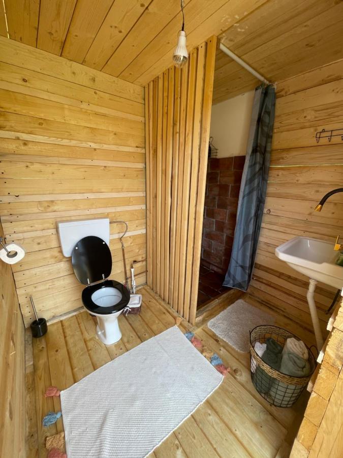 The Hunters Glamping Hotel Ciudanovita Ngoại thất bức ảnh